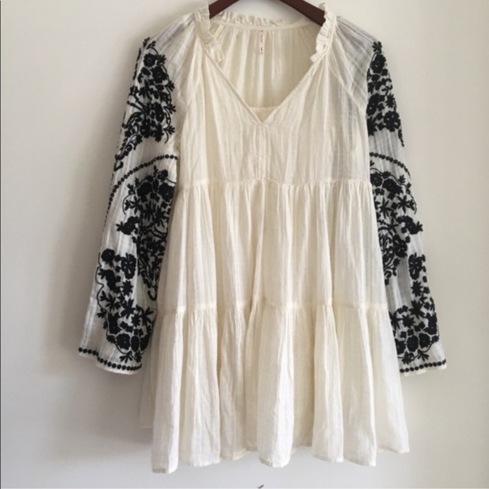 Free People gorgeous tunic! Size Small - Picture 2 of 7